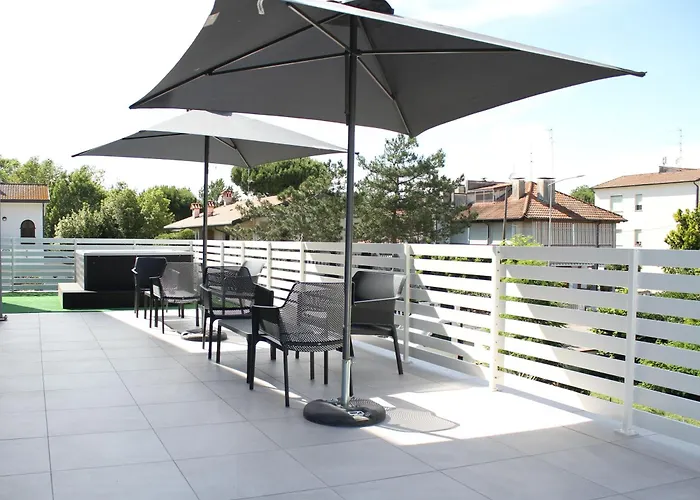 Paradiso Hotel 3*